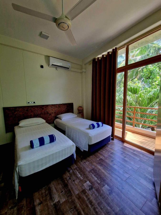 Finolhu Beach Guest House Felidhoo Buitenkant foto